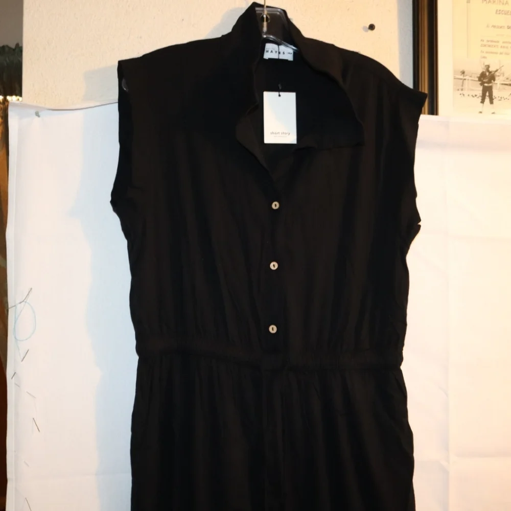 Hayes    Sleeveless Jumpsuit  Black Size XL Petite Short Story - Picture 8 of 12
